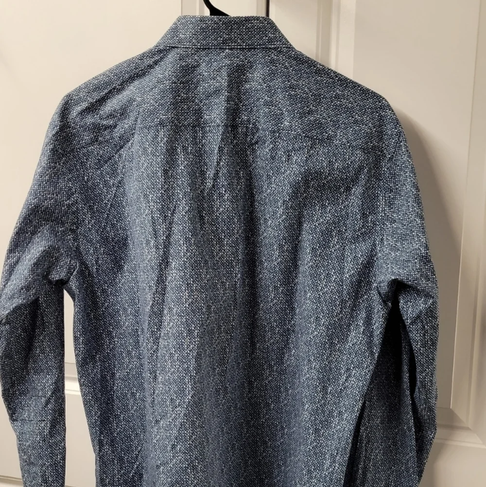 Bugatchi Men's Shirt Size: Medium